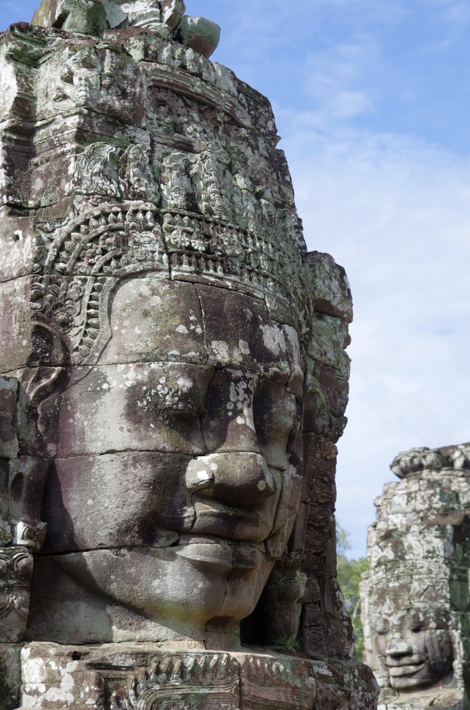 62cd1-bayon_angkor_stone_faces